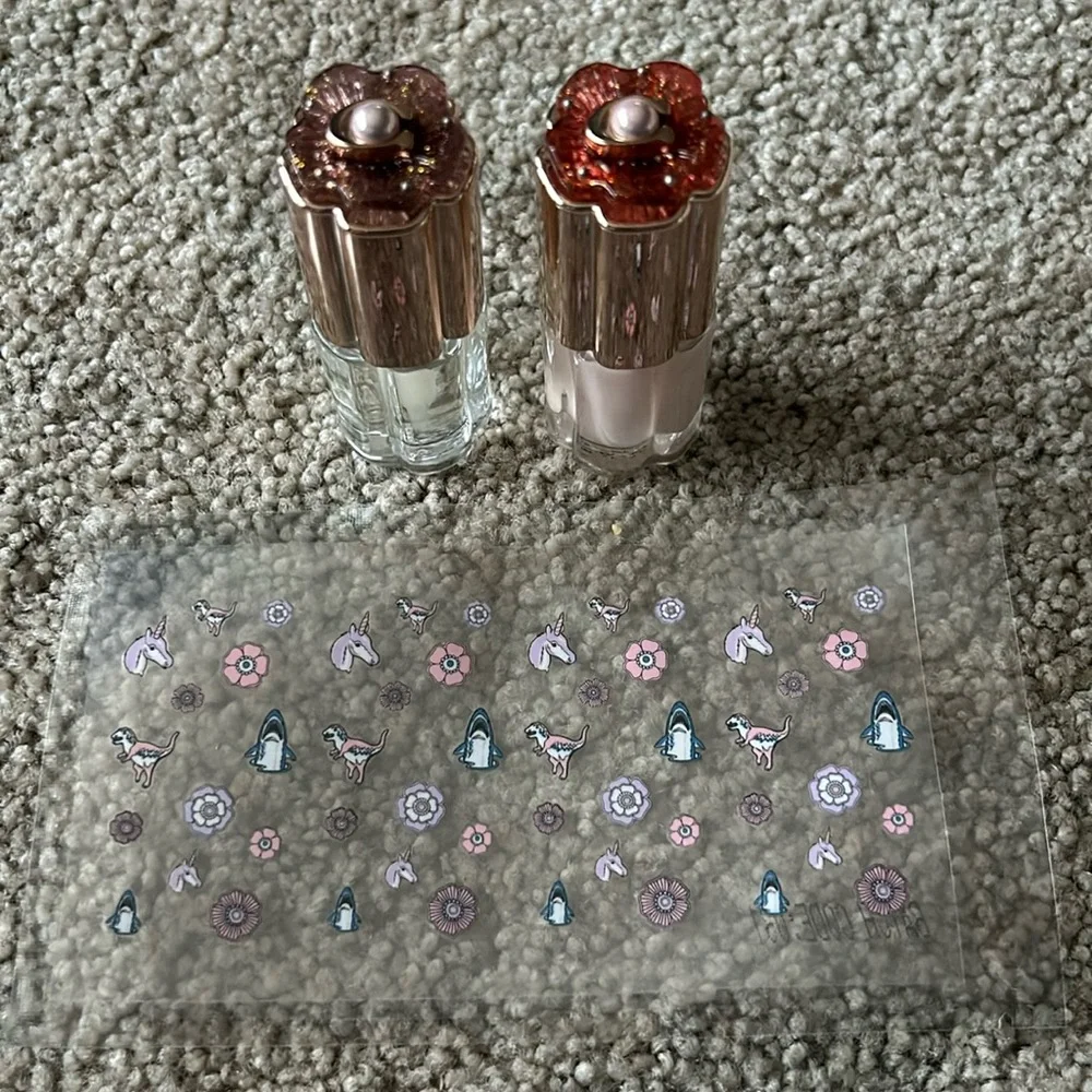 NEW Coach Nail Set - Picture 1 of 7